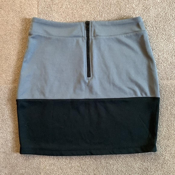 Silence + Noise Grey Black Colorblock Skirt Small - Picture 2 of 5